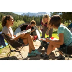 Quechua CHAISE BASSE PLIANTE DE CAMPING MH500 GRIS 16 Quechua CHAISE BASSE PLIANTE DE CAMPING MH500 GRIS -Quechua Promos Magasin chaise basse pliante de camping mh500 gris 6