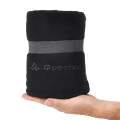Quechua COUVERTURE EN POLAIRE - 155 X 130 CM -Quechua Promos Magasin couverture en polaire 155 x 130 cm 4