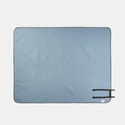 Quechua Plaid Couverture Confort Pour Pique Nique Et Camping - 170 X 140 Cm -Quechua Promos Magasin plaid couverture confort pour pique nique et camping 170 x 140 cm 2