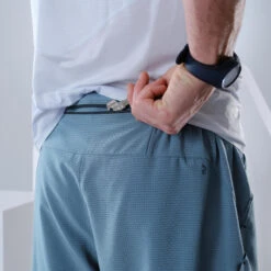 Quechua Short De Randonnée Rapide FH 900 Homme Bleu Tempête. 12 Quechua Short De Randonnée Rapide FH 900 Homme Bleu Tempête. -Quechua Promos Magasin short de randonnee rapide fh 900 homme bleu tempete 2