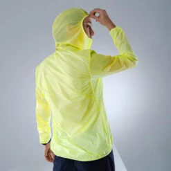 Quechua Veste Coupe Vent Ultra Légère De Randonnée Rapide Femme FH 500 Hélium Wind Jaune -Quechua Promos Magasin veste coupe vent ultra legere de randonnee rapide femme fh 500 helium wind jaune 4
